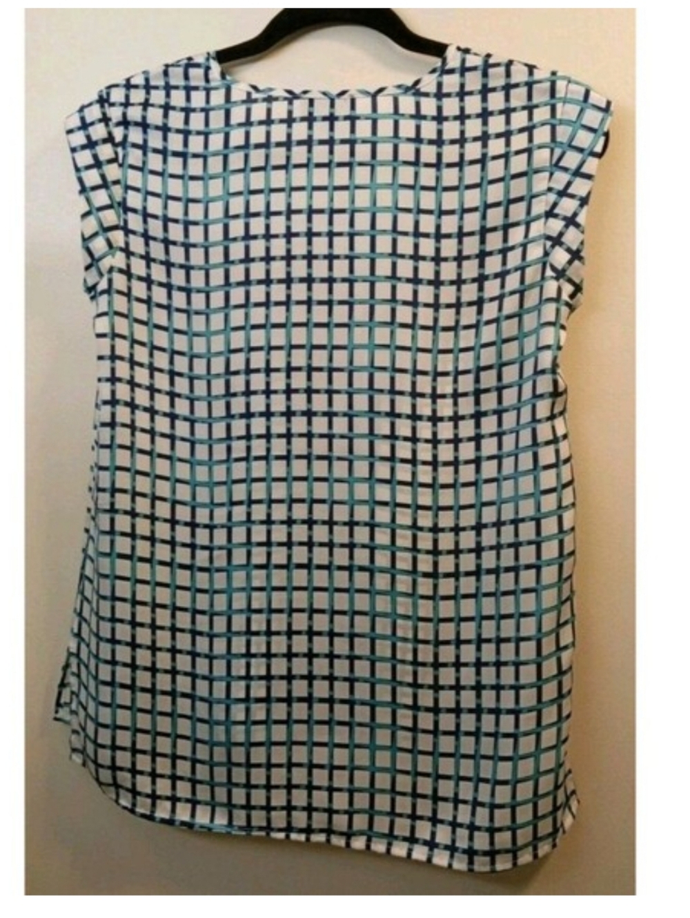 The Limited Women's White Multi Printed Cap Sleeve Lightweight Blouse, Size S. - Picture 4 of 4
